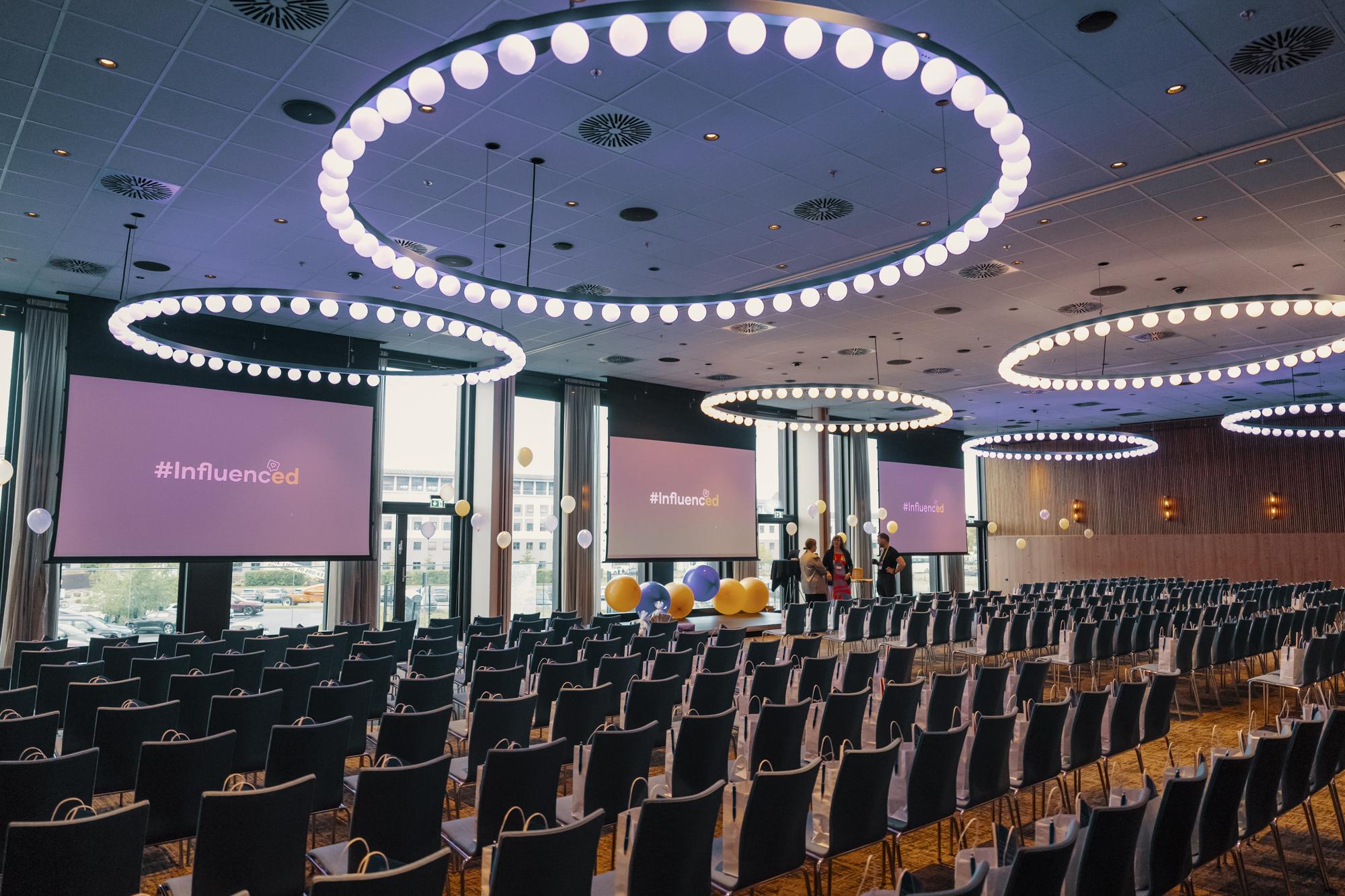 Influenced_2025_WEB-3765